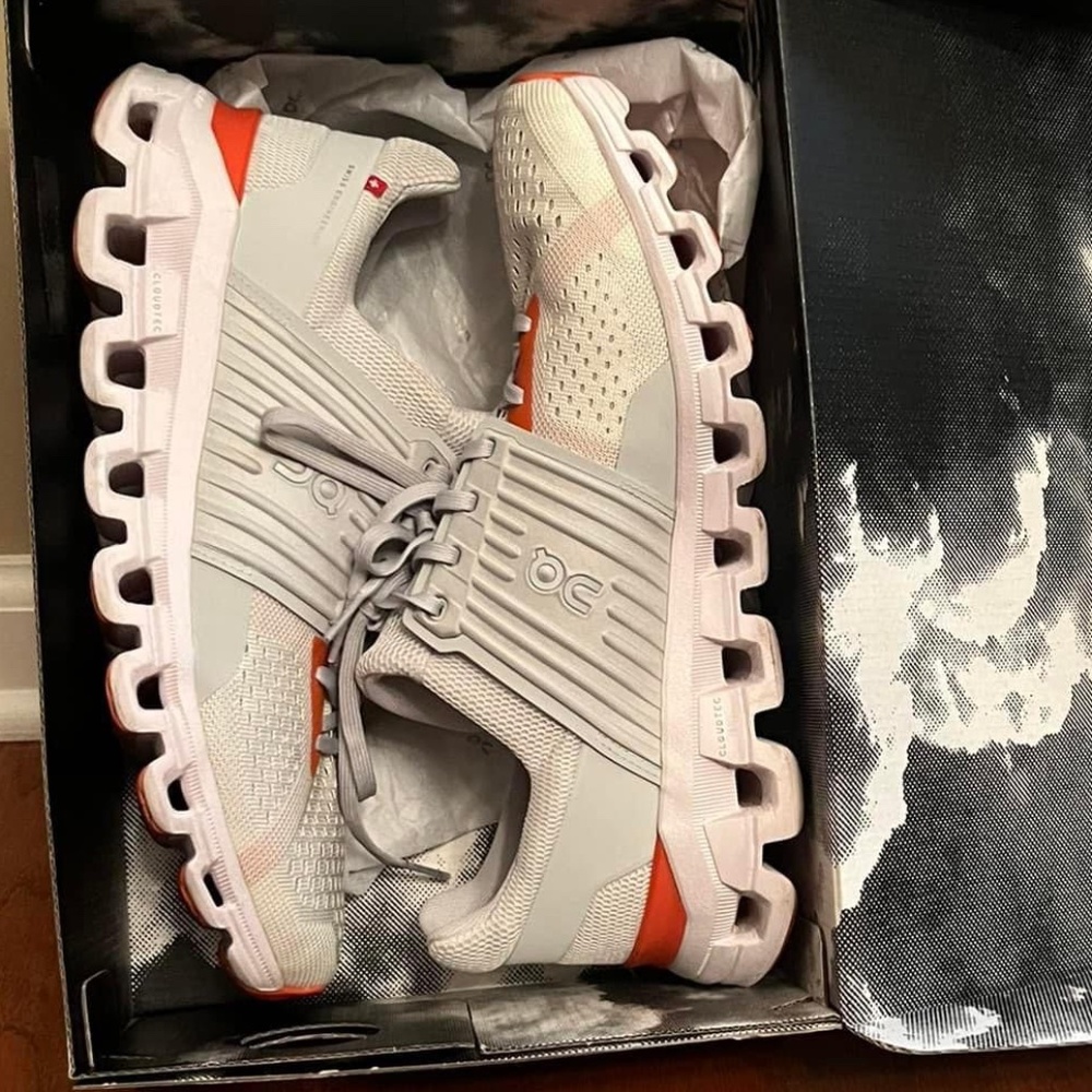 Men On Cloud shoes